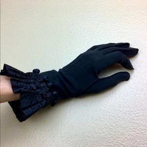 Elegant and Rare Vintage Carolina Amato Gloves
